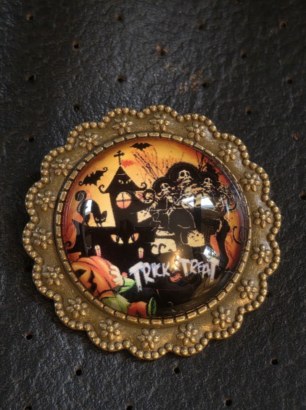 Trick Or Treat Halloween Cabochon In Bronze Tone